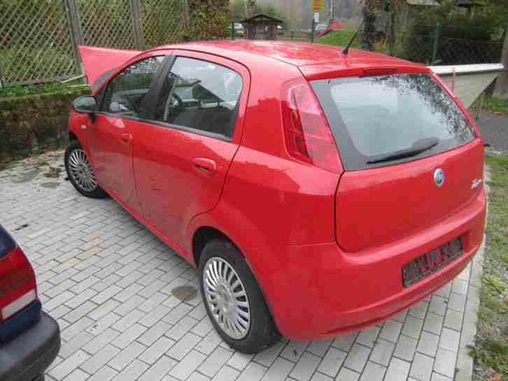 Fiat Grande Punto 199 Ez 11 06, 84670km Schaden