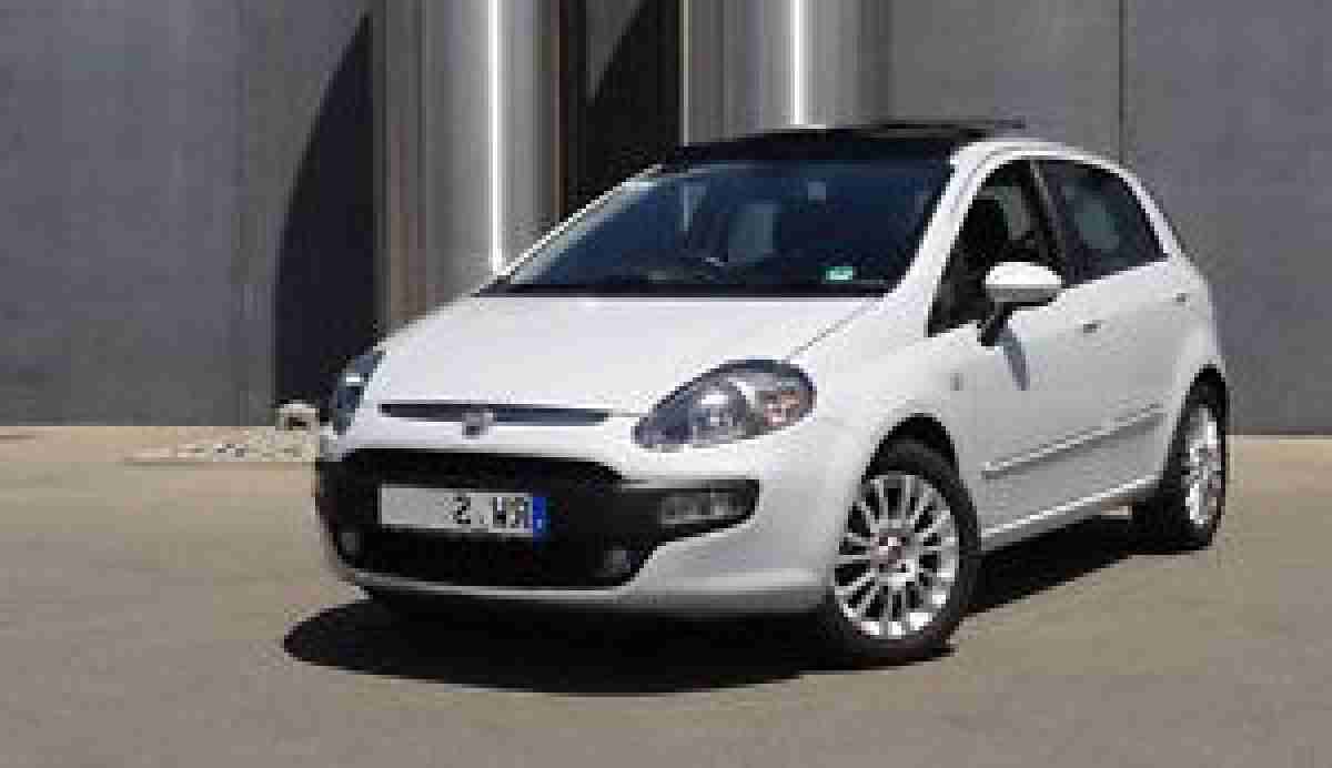 Fiat Grande Punto Evo Racing mit Glasschiebedach Sky Dome Klima u.v.m.