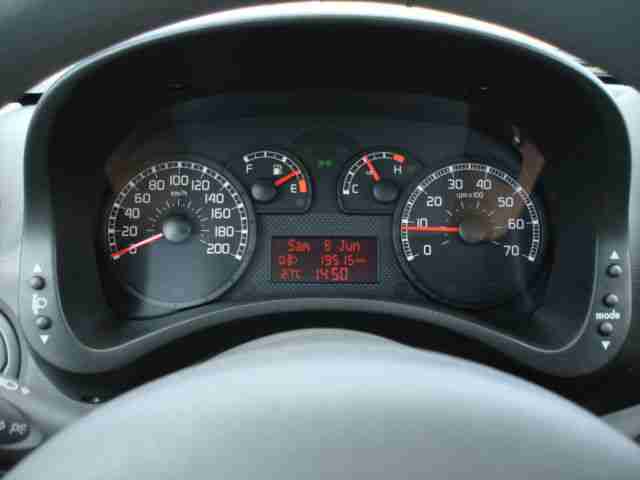 Fiat Panda 1.2 Dynamic "60 PS-KLIMA-erst 19.520 KM !"