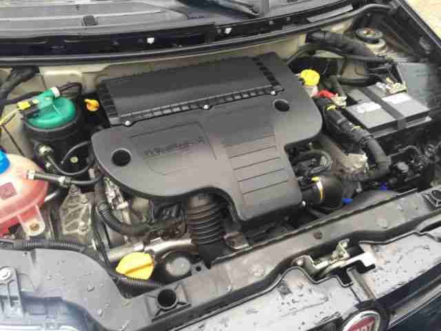 Fiat Panda 1.3 Multijet 4x4 Diesel DPF Climbing
