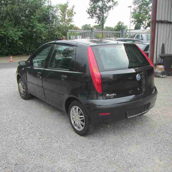 Fiat Punto 1.2, 4-türig, Bj 10/2004, 142tkm, ohne TÜV -- für Bastler oder Export