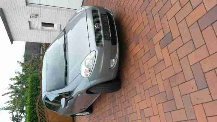 Fiat Punto 1.4 16V Sport mit LPG und Anhängerkupplung