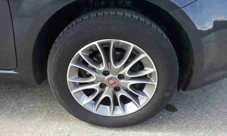 Fiat Punto 1.4 8V Dynamic > Benziner 77PS - Aktuelles Modell > 8 Fach Bereifung