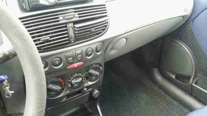 Fiat Punto 1.9 JTD ELX 80 PS Diesel, Motor und Getriebe TOP