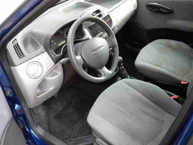 Fiat Punto Bj.2000 4 türig mit Tüv bis 04.2015