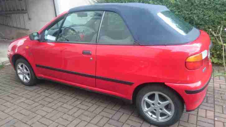 Fiat Punto Cabrio rot mit blauem Verdeck Selten!!