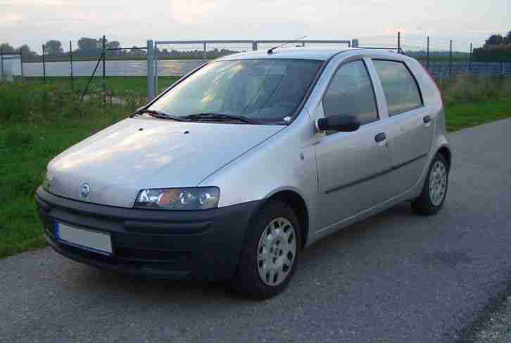 Fiat Punto, EZ 11/2001ohne TÜV als Ersatzteilspender