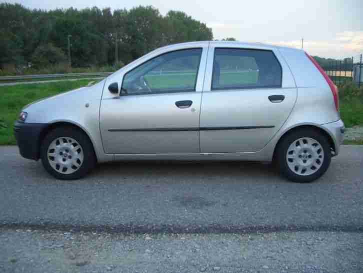 Fiat Punto, EZ 11/2001ohne TÜV als Ersatzteilspender