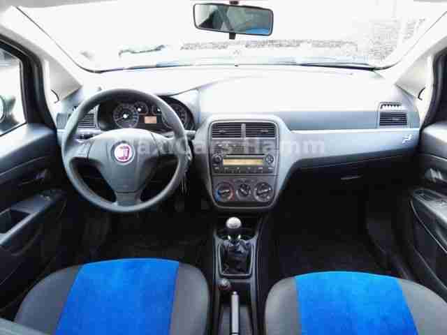 Fiat Punto Grande 1.4 Klima,1.Hand,Scheckheft,LM,TÜV