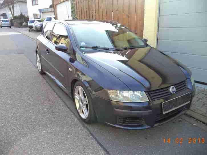 Fiat Stilo 1, 6 16 V tief , breit , schwarz mit