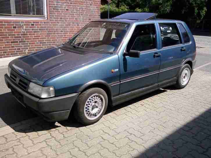 Fiat Uno 1,5 L - 55 kw mit Lederausstattung u.Verbreiterungssatz-Tüv/Au 05-2015