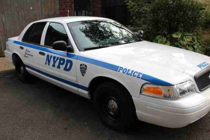 Ford Crown Victoria Police Interceptor P71 NYPD Optik nur 51000mls !!!