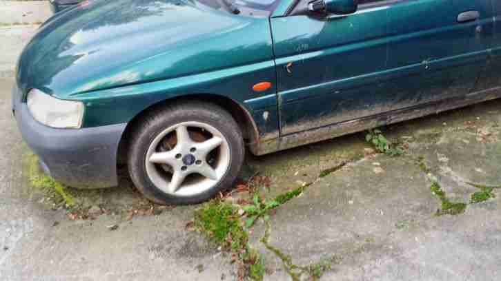 Ford Escord Cabrio 1,6 16V für Bastler/ Ersatzteilspender