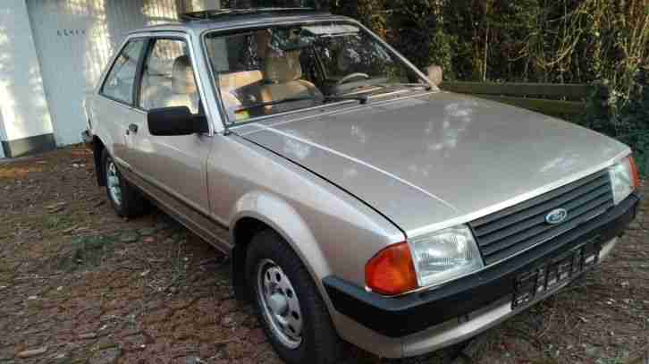 Ford Escort 1.3L Oldtimer H-Zulassung orig.Glasschiebehebedach