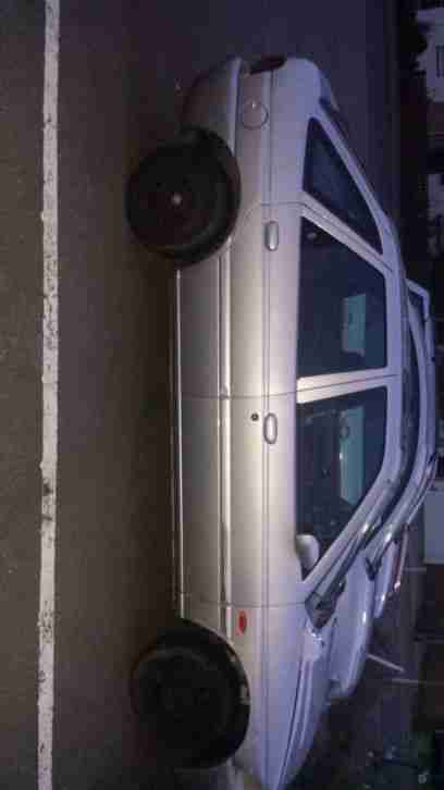 Ford, Escort, Unfallwagen/Bastlerwagen, Fahrbereit 75.300 Km, Tüv bis November