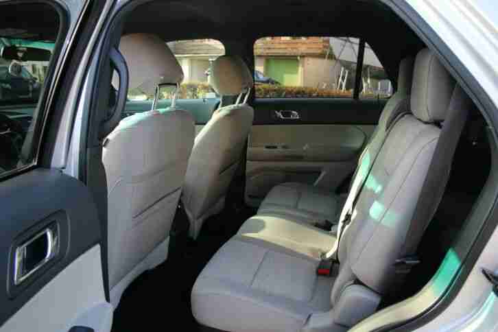 Ford Explorer , 3,5 l V6 , AHK , Tüv 5/22 , 7 Sitzer, SUV , BJ 2014