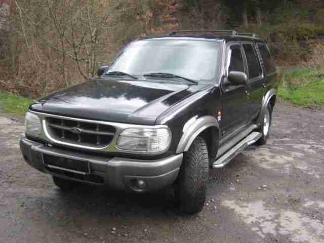 Ford Explorer 4.0 V6 Blackline Km: 239.000 TÜV: