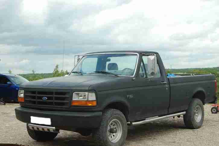 Ford F 150 XL 4x4 Schwarz MAT Pick up Truck US-Military...F150