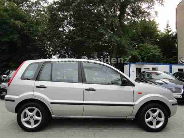 Ford FUSION 1.6 TREND 74 KW AUTOMATIK/KLIMA/64500 KM