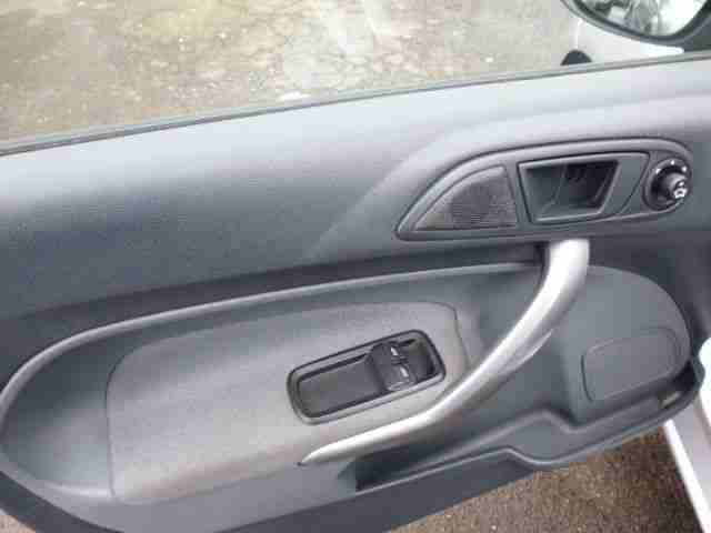 Ford Fiesta 1.25 Ambiente+1Hd+Klima+Euro 4+Alus