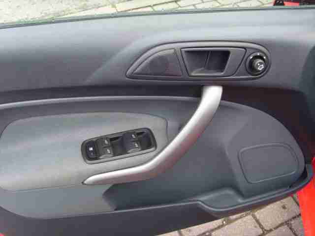 Ford Fiesta 1.25 Ambiente Klima 5 Türen PDC 8fach ZV