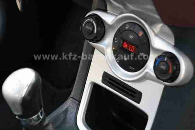 Ford Fiesta 1.25 Titanium // Garantie Finanzierung