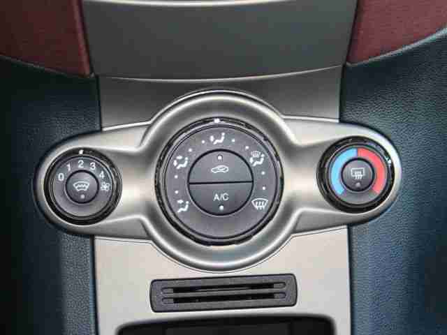 Ford Fiesta 1.25 Trend Klima CD heizbare WSS