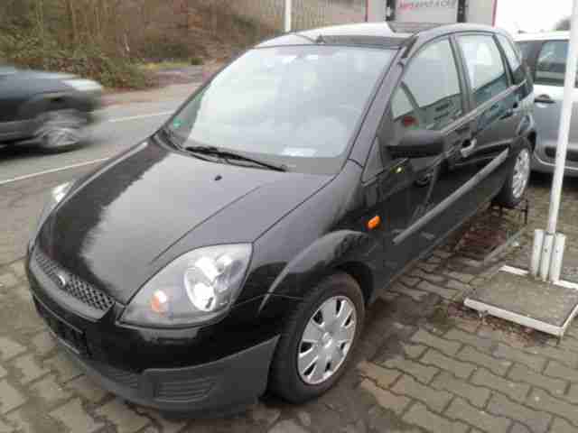 Ford Fiesta 1.3 Ambiente