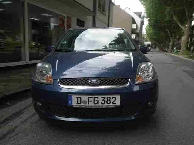 Ford Fiesta 1.3 Ambiente Klimaanlage Scheckheft