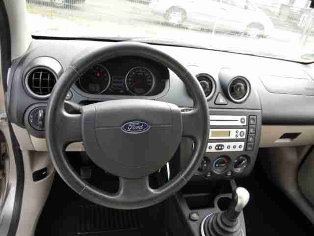 Ford Fiesta 1.3 Ghia Klima Original 30000km Garantie