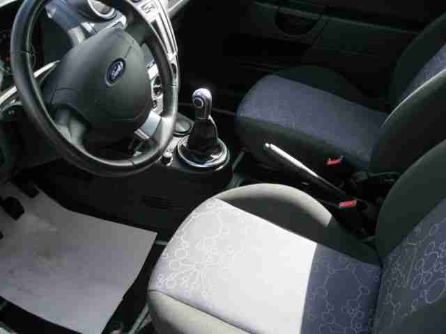 Ford Fiesta 1.3 White Magic - LM-Felgen