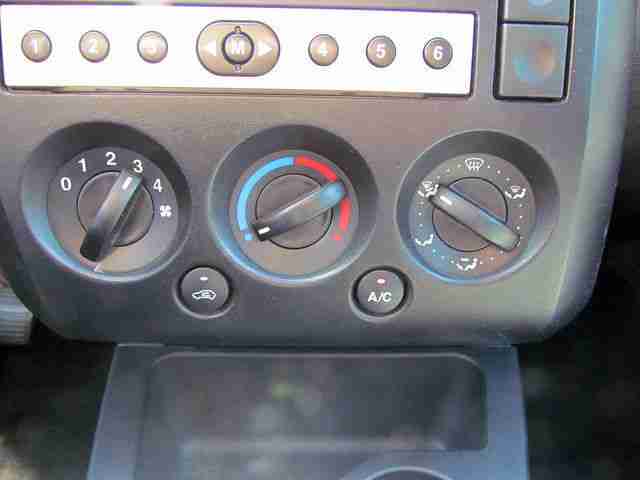 Ford Fiesta 1.4 Futura KLIMA