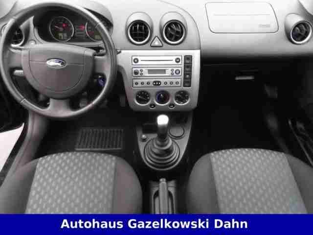 Ford Fiesta 1.4 Futura Klimaanalge Radio CD Sitzheiz.