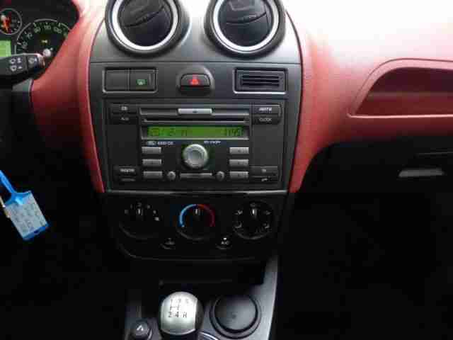 Ford Fiesta 1.4 Sport *KLIMA/SCHECKHEFT/ALU*