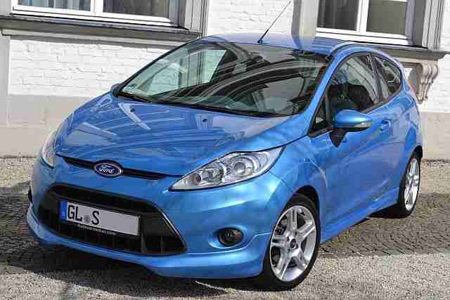 Ford Fiesta 1.4 Sport Neuwertig