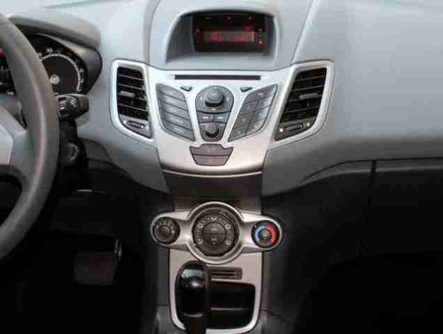 Ford Fiesta 1.4 Trend / Automatik