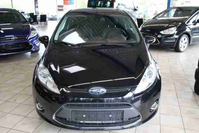 Ford Fiesta 1.6 TDCi Titanium**PDC vo/hi**