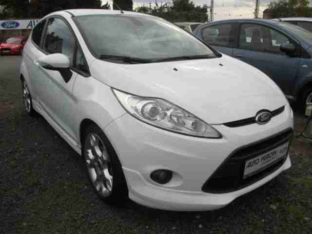 Ford Fiesta 1.6 Ti-VCT Sport