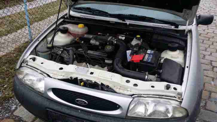 Ford Fiesta 5-Türig Tüv Neu wenig Km