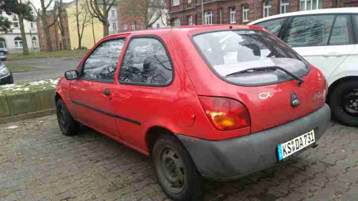 Ford Fiesta Baujahr 1998 Unfall