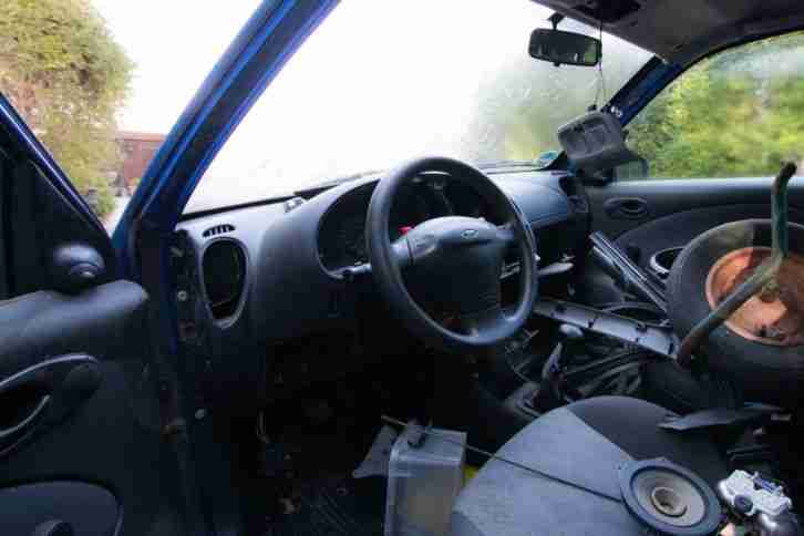 Ford Fiesta Blau Auto Stockcar Rallyecross Ersatzteil Schrott Auschlachtung