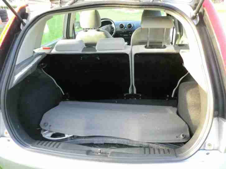 Ford Fiesta Ford 2003 Unfallschaden