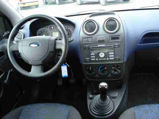 Ford Fiesta Fun X , 2 Hand Top Zustand