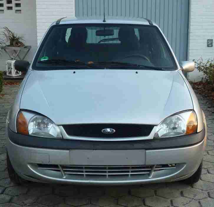 Ford Fiesta Futura 2 - 116671 km - TÜV neu - ideales Winterauto