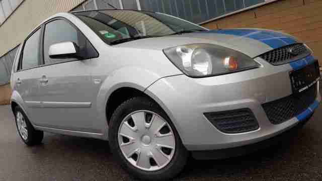 Ford Fiesta *GARANTIE*TÜV NEU*5TÜRIG*SITZHEIZUNG