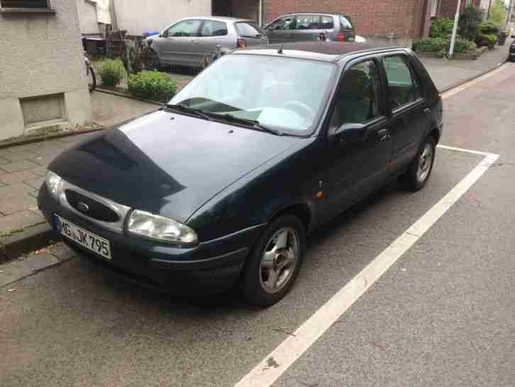 Ford Fiesta Ghia 1,25 grünKlima ZV Servo Lederlenkrad beh. Frontscheibe