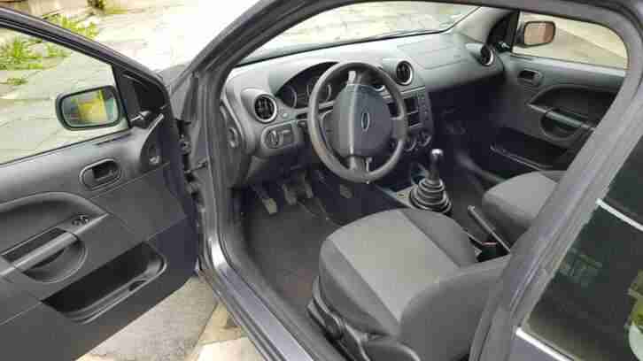 Ford Fiesta JD3 1.4 BJ 2004 Benziner Motorschaden