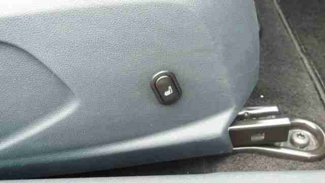 Ford Fiesta Klima-Winterpaket-Nichtraucher-Garantie