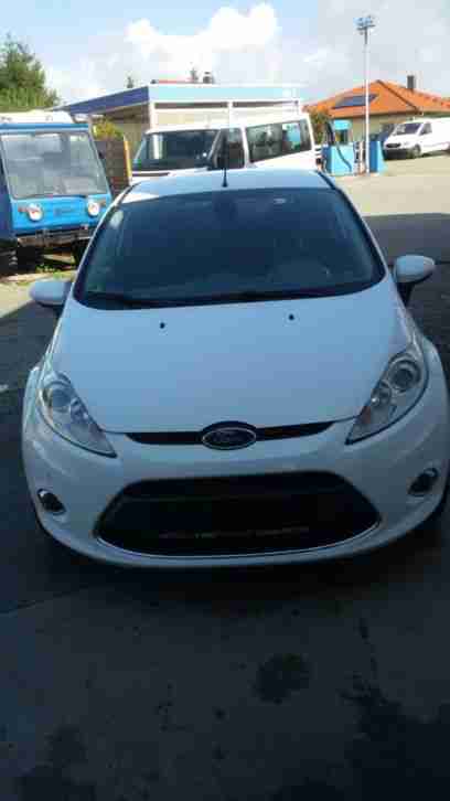 Fiesta TDCI Titanium Weiß 3 Türer 1.6 Diesel 90