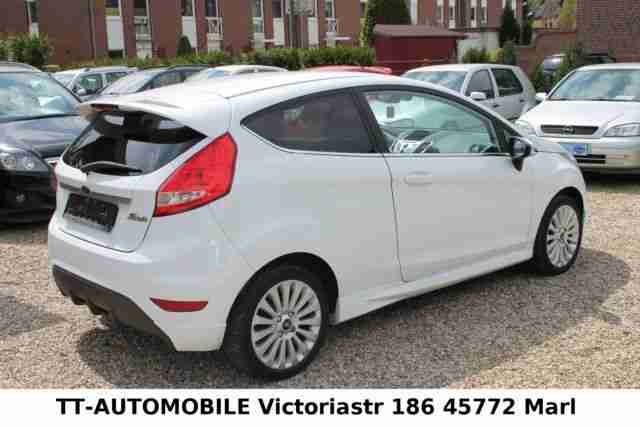 Ford Fiesta Titanium Aus 1.Hand / KLIMA/SHZ/MP3